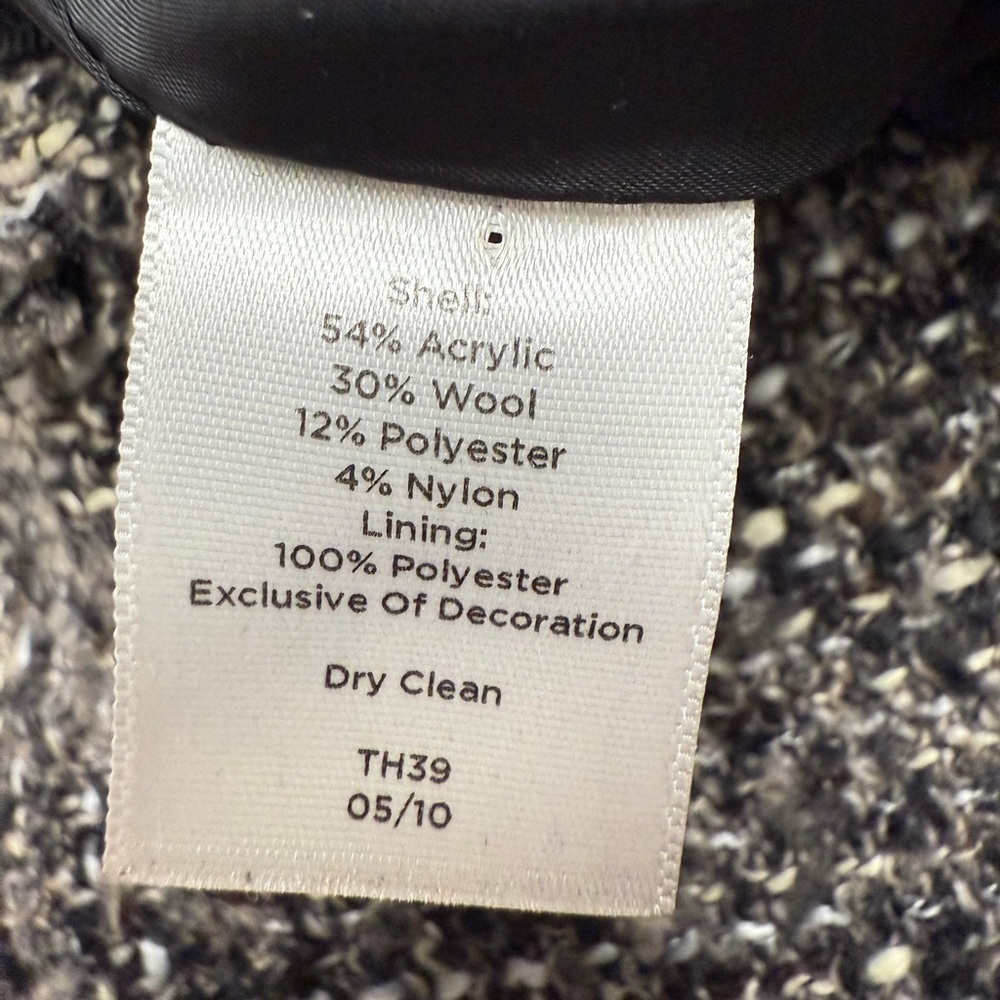 Talbots Tweed Blazer Jacket Size 16P Black White Classic Chic - Picture 6 of 7